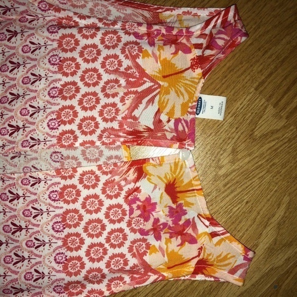 Women's Medium Old Navy Sleeveless Blouse New - Picture 7 of 7
